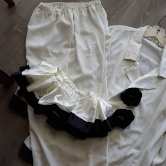 Victoria Secret Evening Lounge pajamas Vintage - Picture 8 of 11